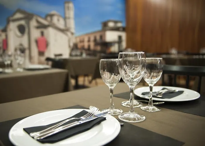 Hotel Ciutat De Tárrega