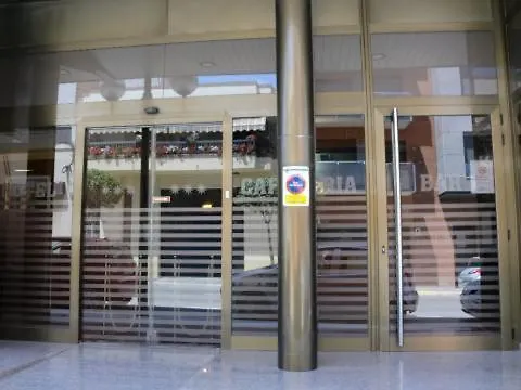 Ciutat De Hotell