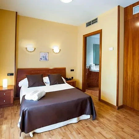 Hotel Ciutat De Tarrega