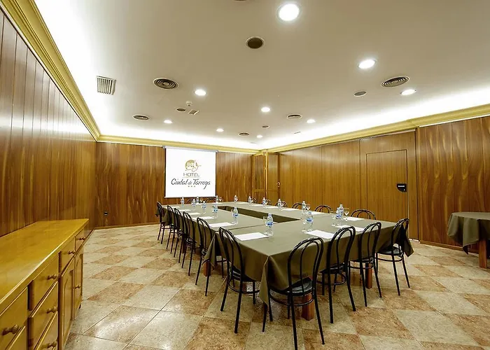 Ciutat De Otel 3*
